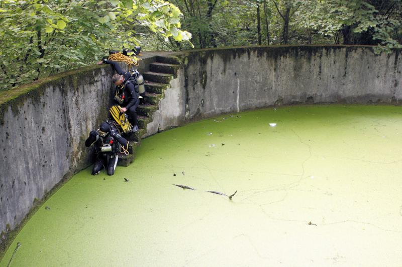 A mysteorius dive site