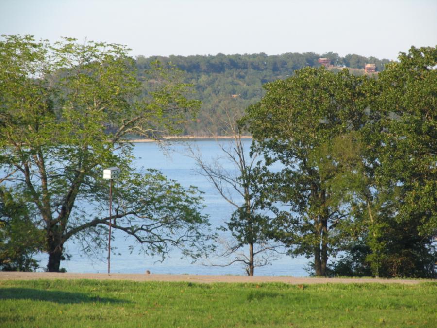 Indian creek, Beaver lake