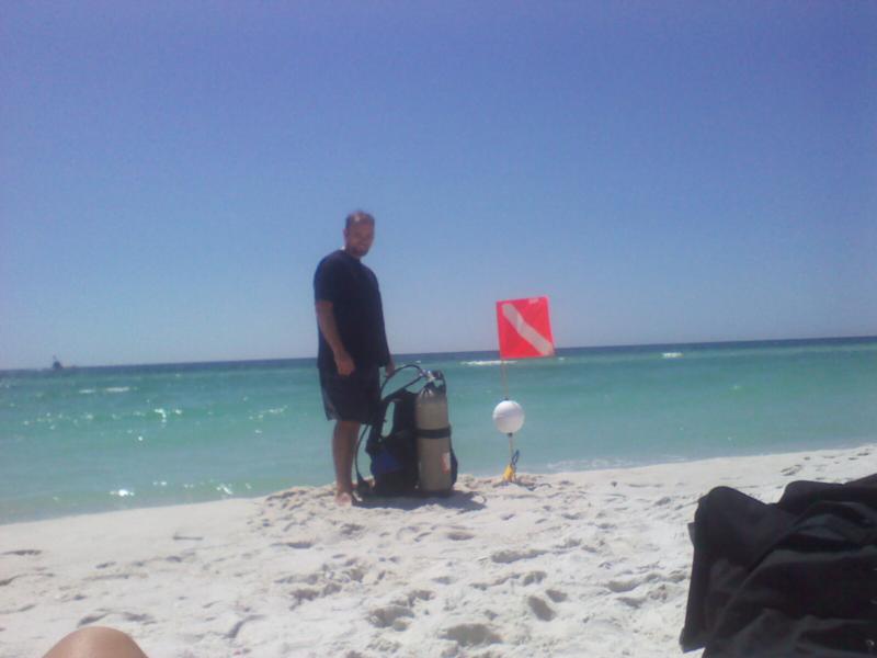 Navarre Beach on a purple flag. Losts of marine life only no camera