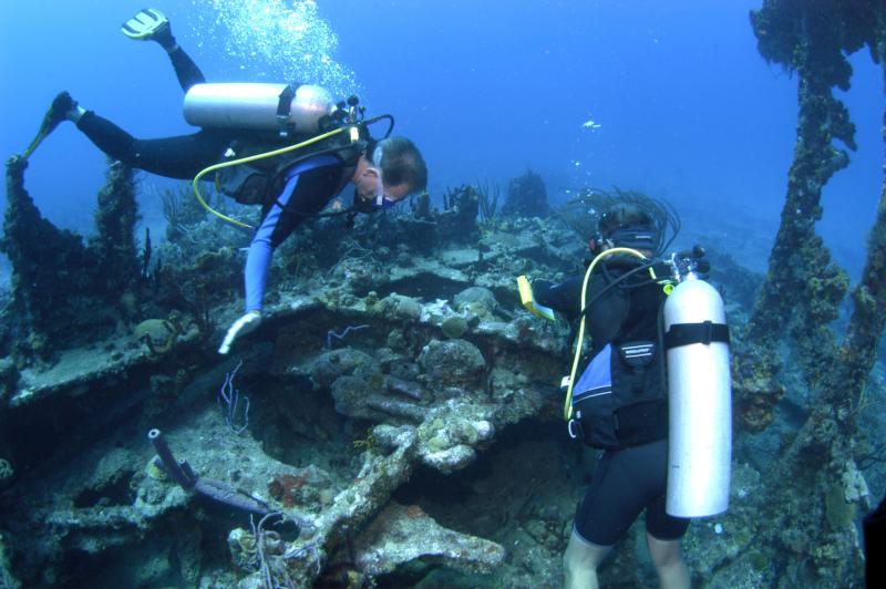 Diving Wreck of Rhone BVI