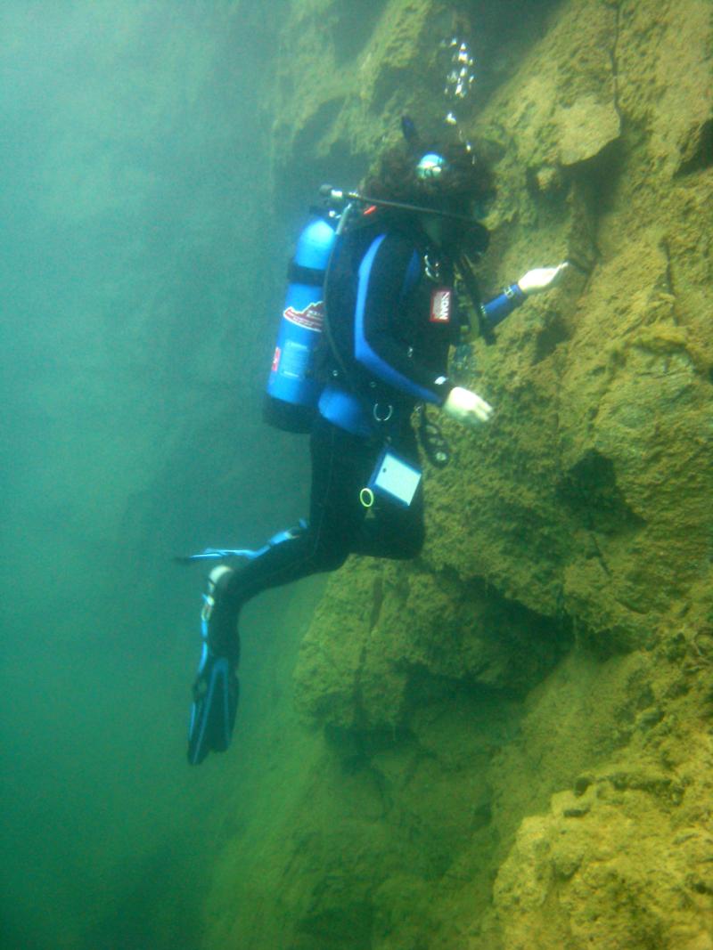 Taking a sample of algae, Lake Rawlings, Va.