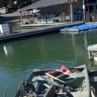 clean up at sulfur crk marina dale hollow lake