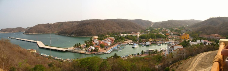Huatulco, Mexico - Bahia de Sta Cruz