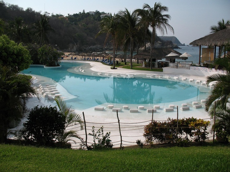 Huatulco, Mexico - Camino Real Zaashila