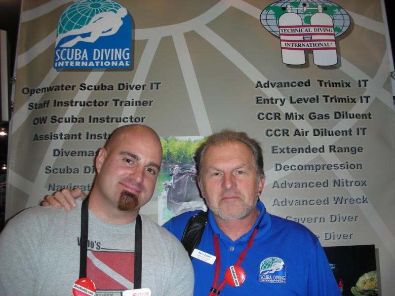 DEMA 08 - Greg from Dive Buddy with Steve Lewis (www.tdisdi.com)