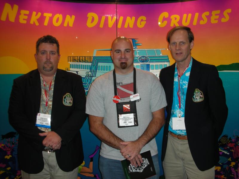 DEMA 08 Greg from Dive Buddy with reps from Nekton Cruises (www.nektoncruises.com)