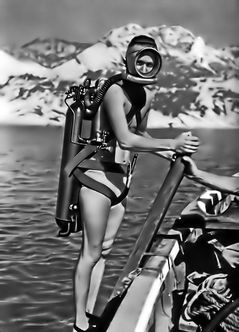 Scuba Diving Gear in History: 1943