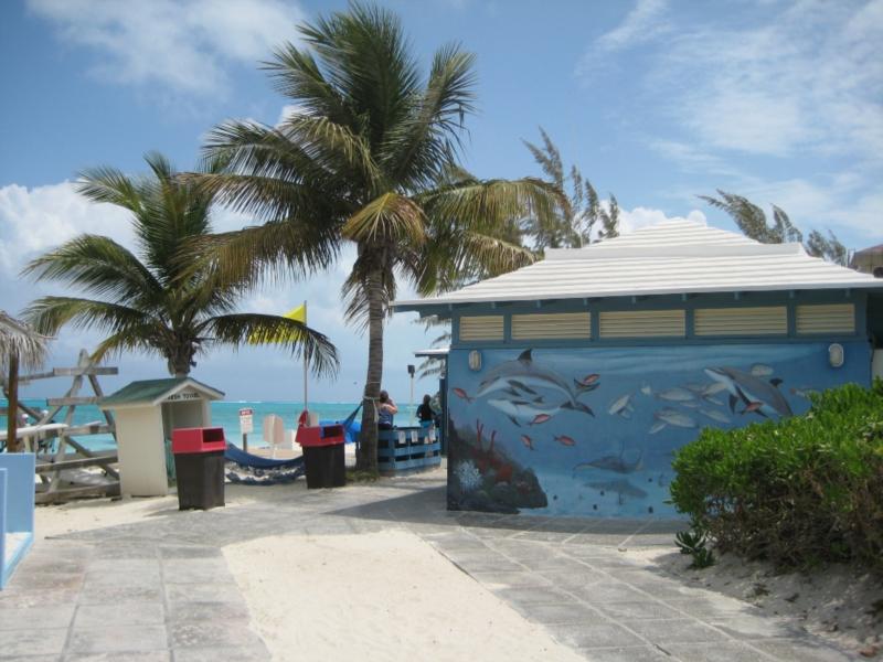 bEACHES DIVE SHOP