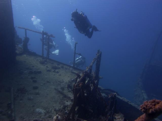 wreck diving in jeddah saudi arabia