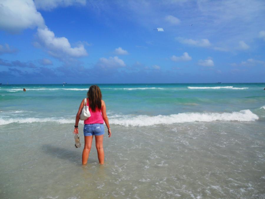 The girl and the sea