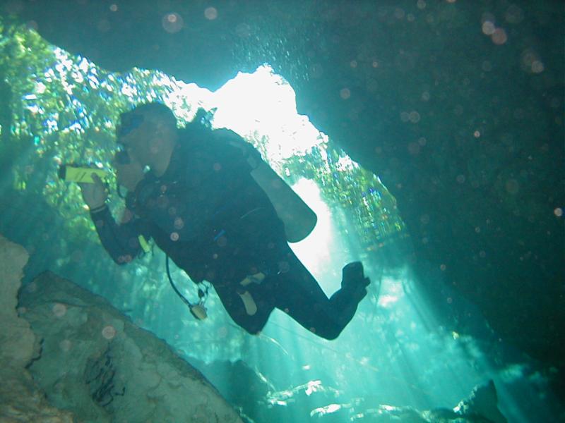 Cenote diving