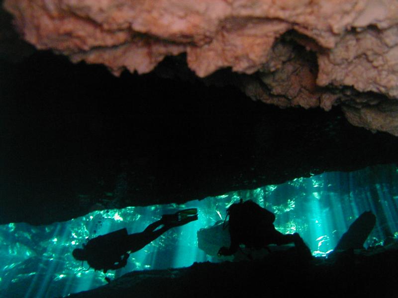 Cenote diving