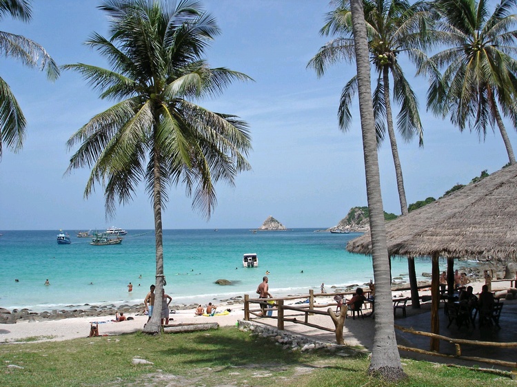 Au Leuk beach, Koh Tao, Thailand