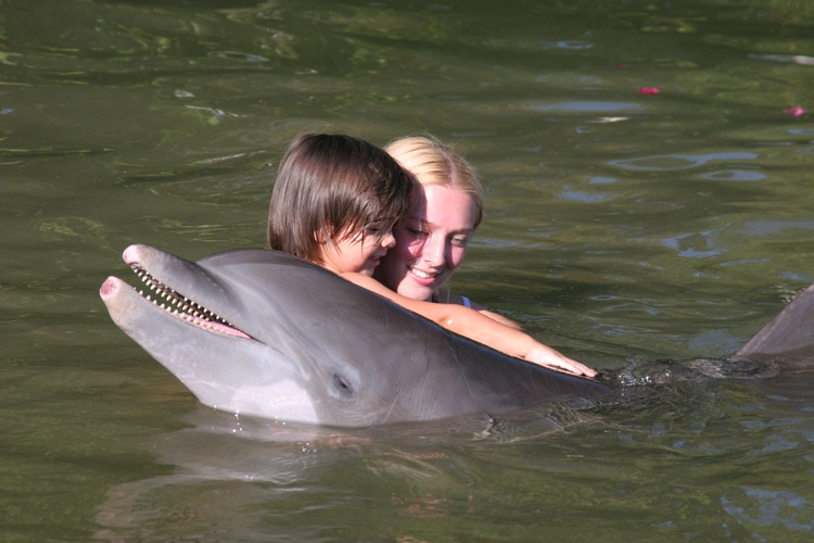 Jody, Tami and Twister @ Islamorada