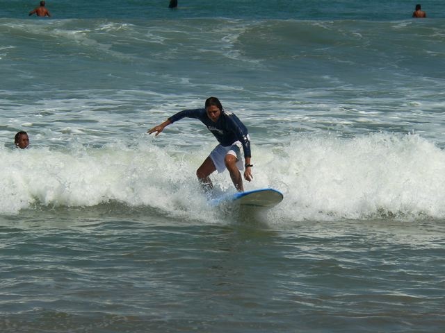 ITS ME TRYING TO SURF