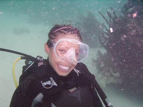 Valentina in Grand Cayman Oct.16-24.09 