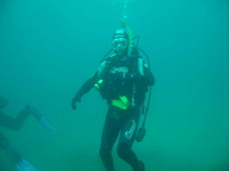 Derek Faria (new AOW Diver)