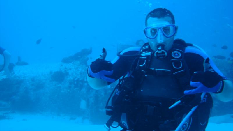 Hawaii dive beatiful at 110’