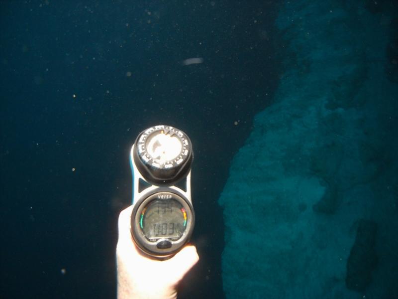 134ft into the Blue Hole, Belize