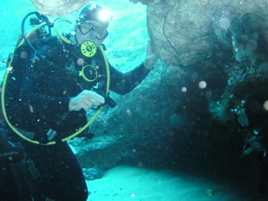 Morrison’s Cavern Dive