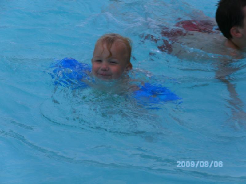 2 yr old son swimming not trying to dive