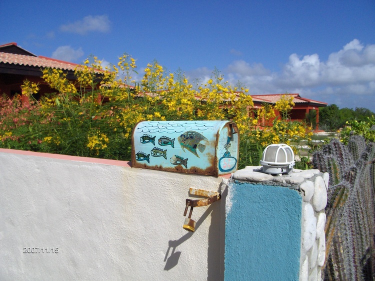 Bonaire mailbox