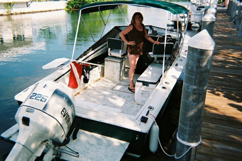 Our diveboat in the Floirida Keys...ten tank holders...come and let’s go diving....