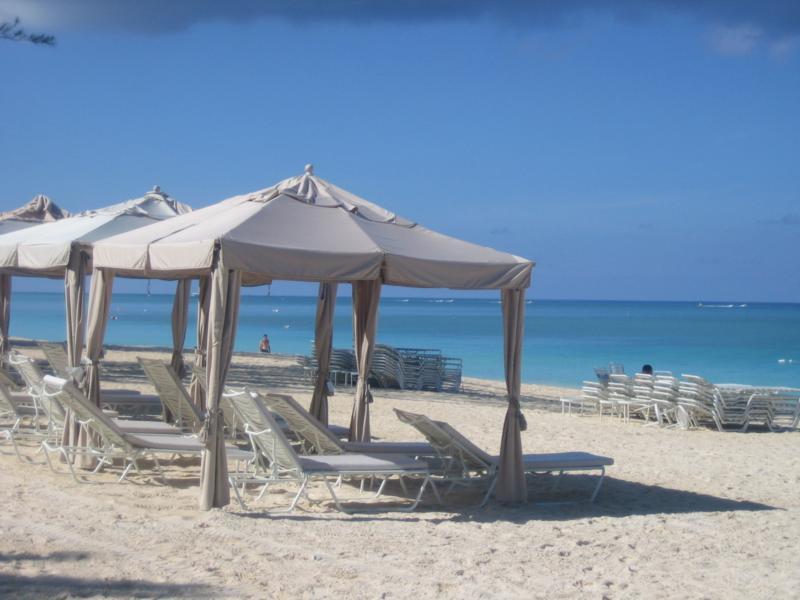 Westin  Beach (Aaahhh Very Nice) - SMB - Grand Cayman Sep 08