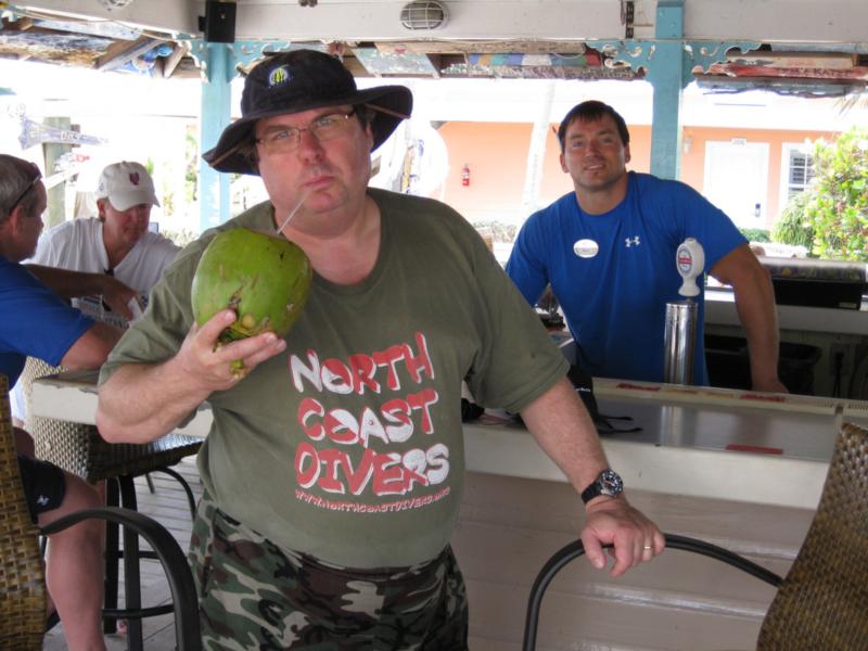 Oren & Mark (Barkeep) - Little Cayman - Jan 09