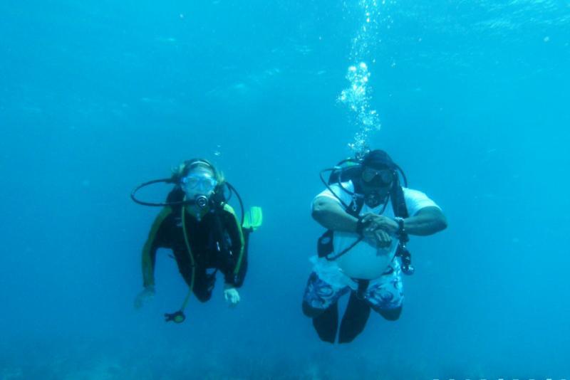 DiveBuddy TCDamsel & Nesher - LCBR - Sep 2010