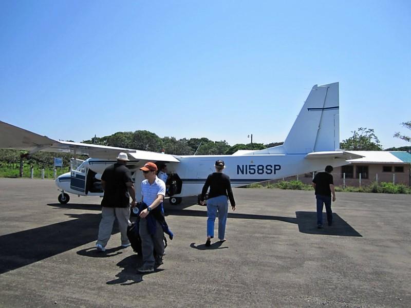 Utila Airstrip - 6 Passenger Charter - Utila - Mar 2011