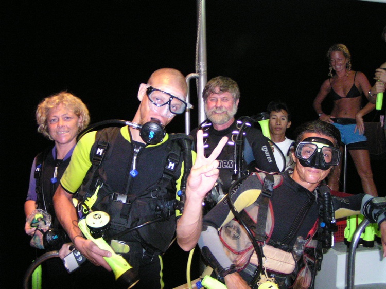 2003 - Sea Dragon - MV Andaman - Night Dive Group