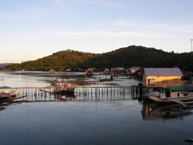 2/2004 - Seadive - Coron Morning Scene - Coron, PI