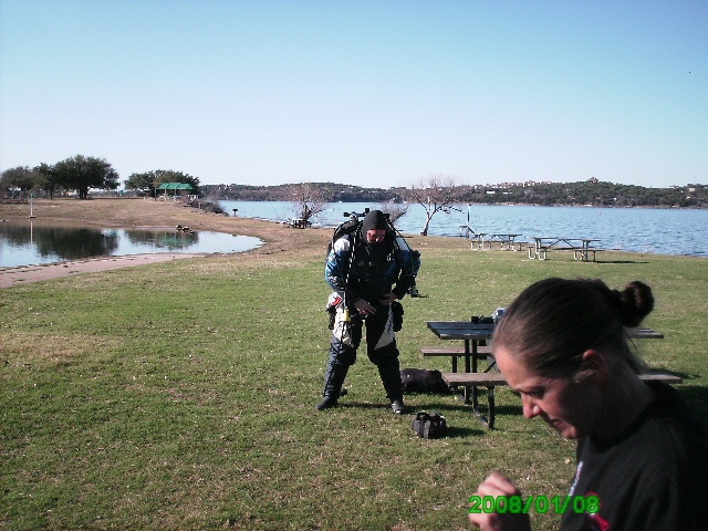 Mike at the Lake for my Dry Suit Class 17 FEB 08