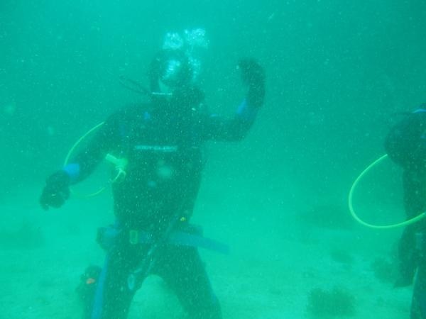36 ft under water it was my 6 dive  cool day