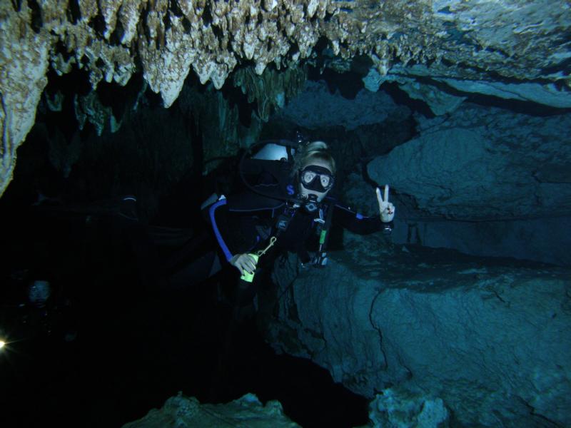 Diving the "Barbie" Line ~ Dos Ojos Cenote