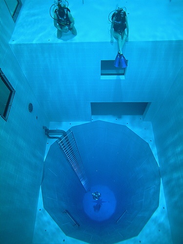 WORLDS DEEPEST POOL 