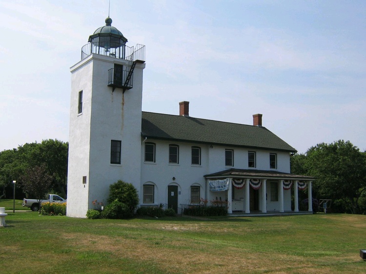 Horton`s Point Lighthouse