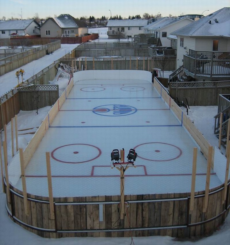 Ideal backyard in the Winter time