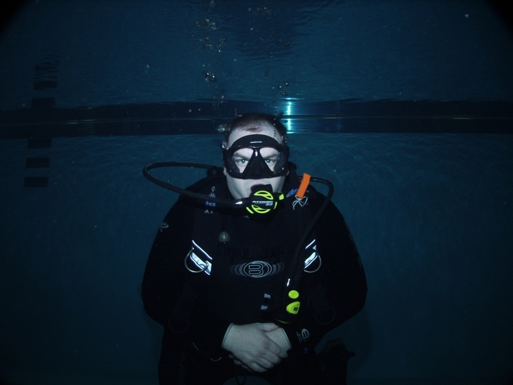 Chillin Under Water During A Class