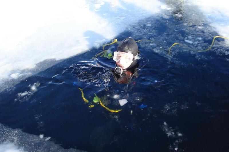 Ice Dive on Wreck New Hampshire