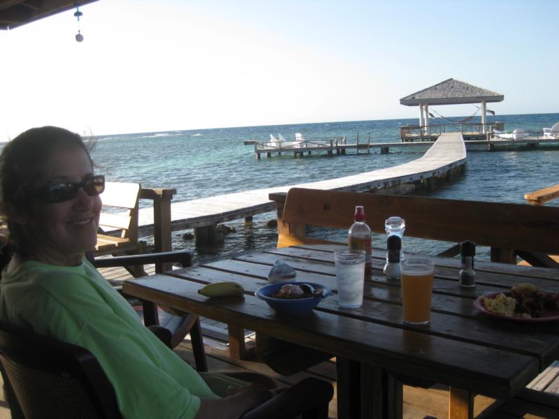 Finest table at Cocoview - Roatan 2009