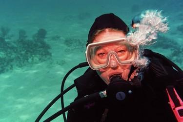 Bonnielynn diving in Cozumel