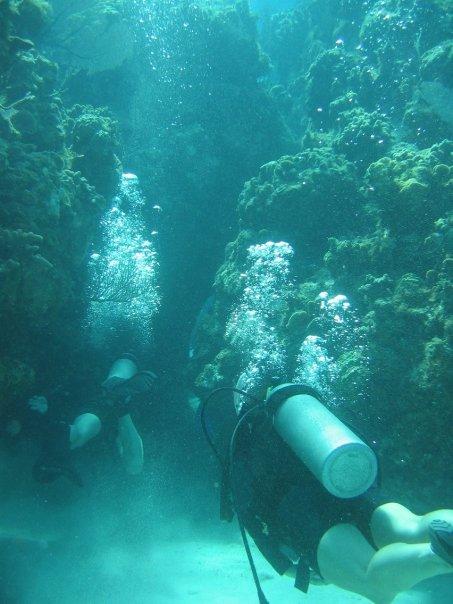 Swim thru @ Jackson’s Reef in Bloody Bay