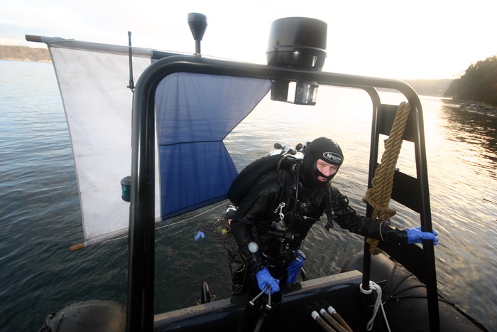 cold water diving.... in Stavanger Norway