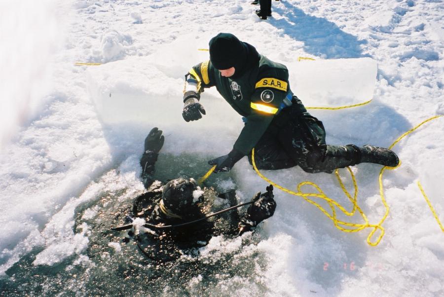 ICE DIVE COURSE