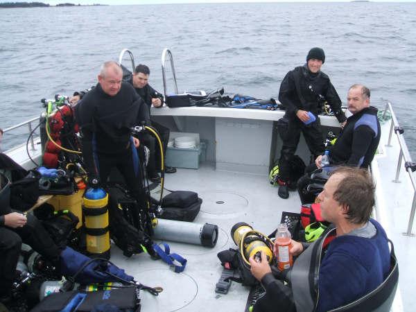 HMCS SAGUENAY DIVE