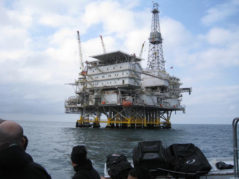 Oil Rig Eureka - San Pedro Channel, CA 06/13/09  