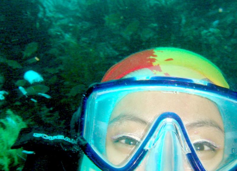 apples with my waterproof make-up